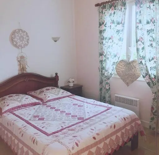 Apartament Chez Nadine Roquecor